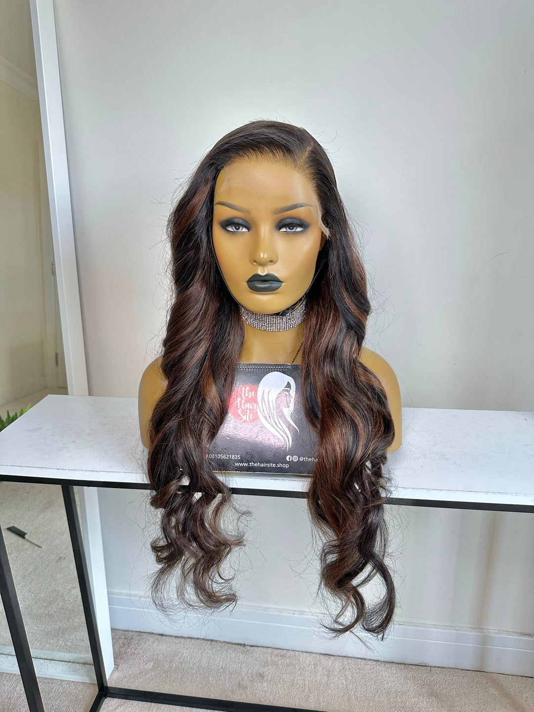 Frontal vs. Closure Wigs