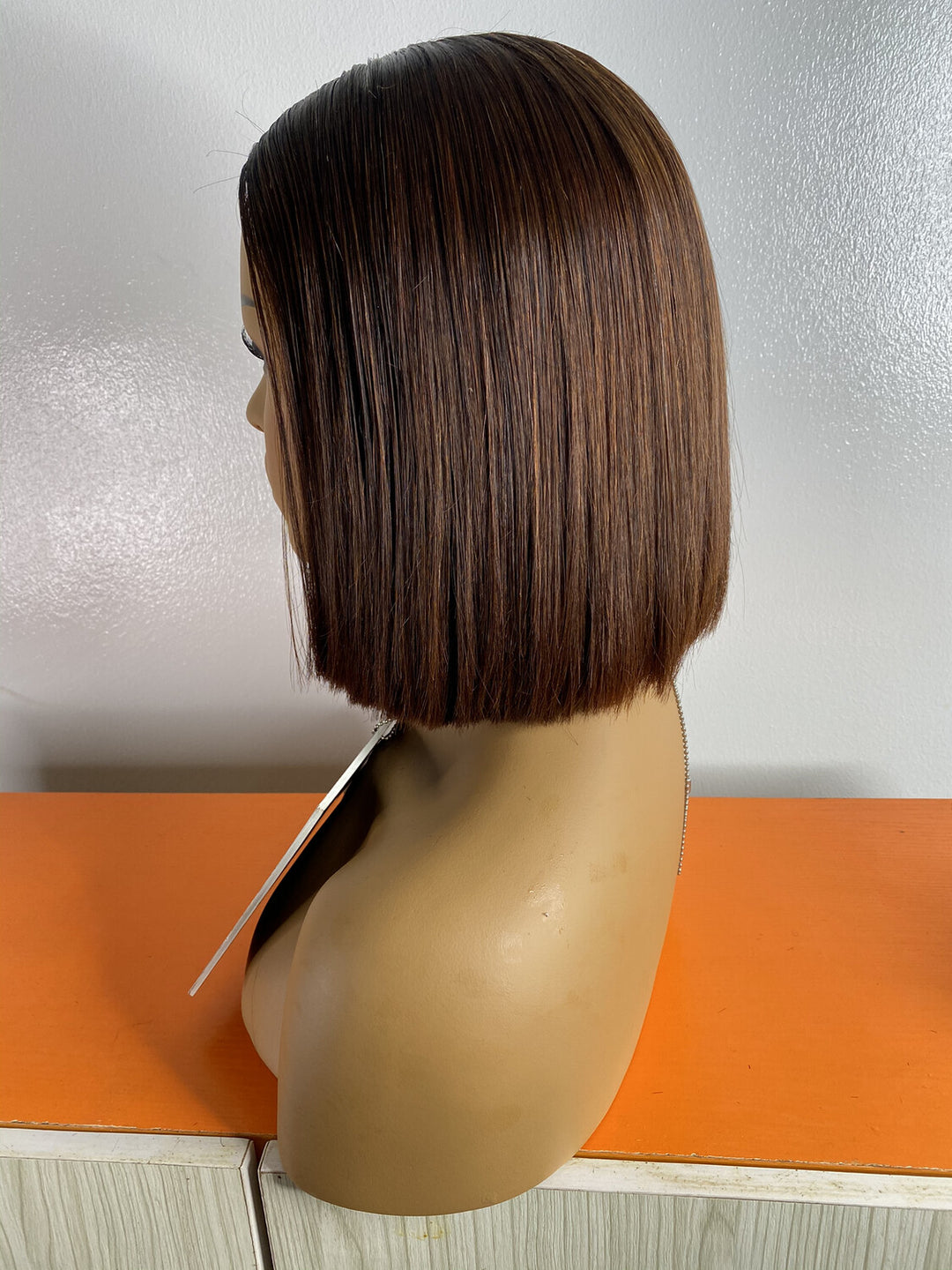 NANCY BROWN GLUELESS BOB WIG