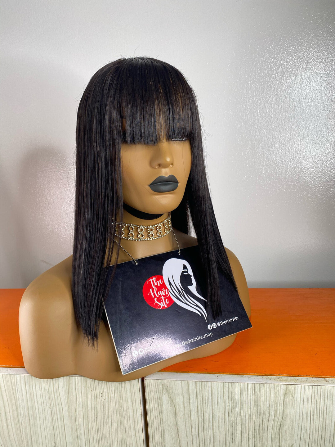 SOPHIA FRINGE GLUELESS WIG